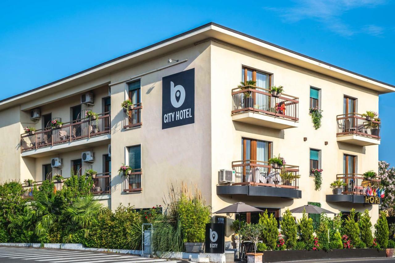 B City Hotel Bardolino Exterior photo