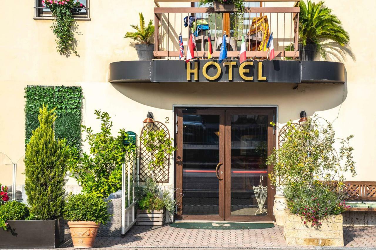 B City Hotel Bardolino Exterior photo